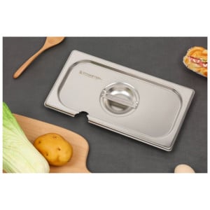 Kryt GN 1/3 Dynasteel z nehrdzavejúcej ocele pre profesionálov v gastronómii