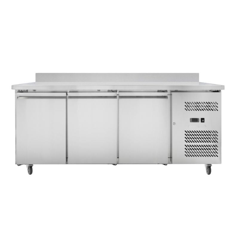 Chladiaci stôl 3 dverový GN1/1 - Hĺbka 700 s chrbtom - Dynasteel