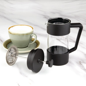 Black 3-Cup Olympia French Press - Prepare a delicious coffee