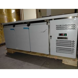 Positive Refrigerated Table Depth 600 - 3 Doors - Dynasteel