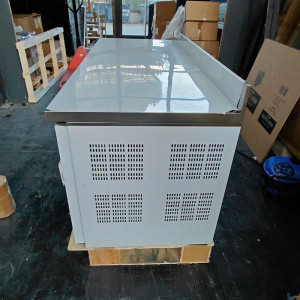 Chladiaci stôl 3 dverový GN1/1 - Hĺbka 700 s chrbtom - Dynasteel