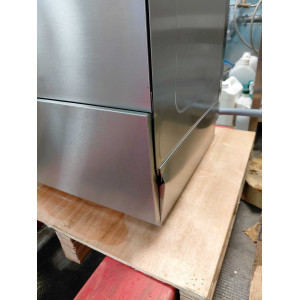 Profesionálna umývačka riadu s dávkovačom oplachovacieho prostriedku a čistiaceho prostriedku - 40 x 40 cm - Dynasteel