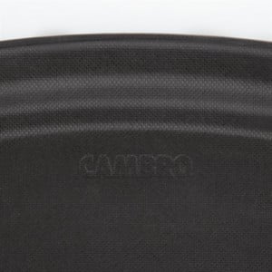 Oválny podnos z nešmykľavého sklolaminátu Camtread čiernej farby - Cambro - Fourniresto