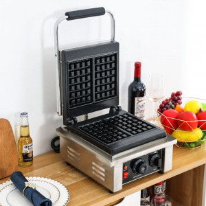 Electric Waffle Maker Dynasteel - Make fluffy waffles in record time!