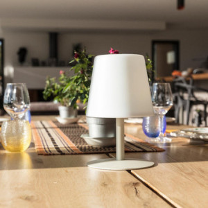 LED stolová lampa - Mini Krém - Lumisky