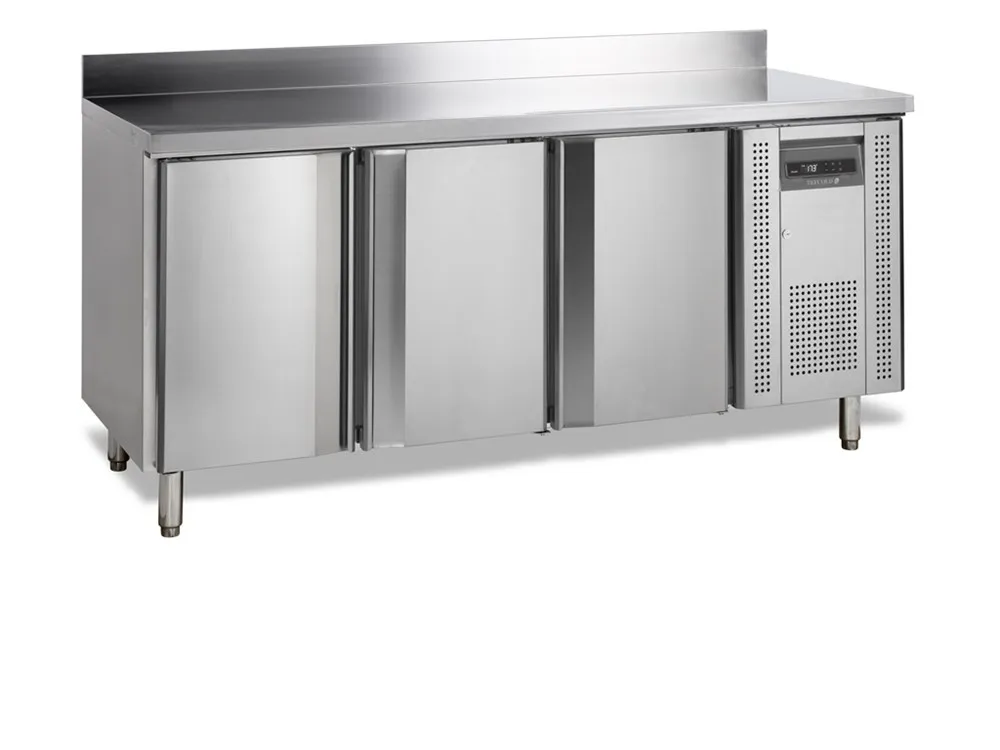 Negatívny nerezový chladiaci stôl s chrbtom - 3 dvere - 345 L