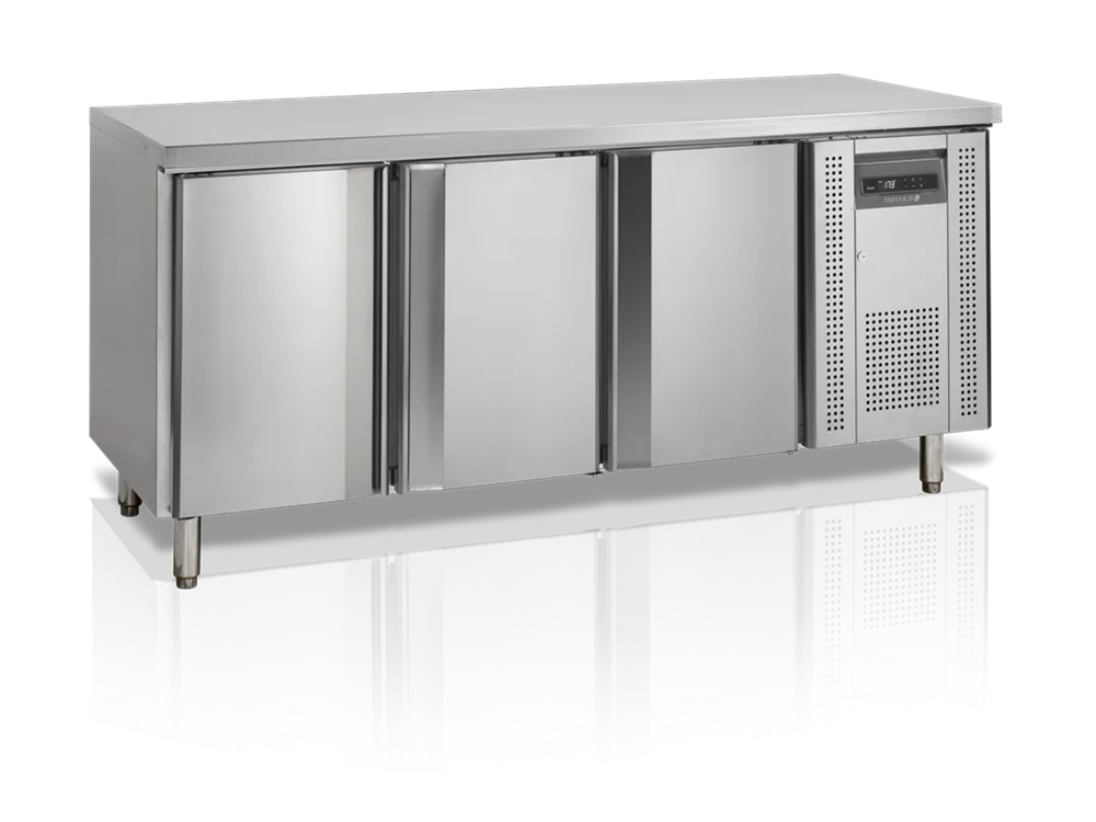 Pozitívny chladiaci stôl - 3 dvere - 345 L